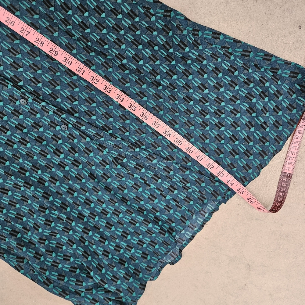 Geo Print Shirtdress - Picture 8 of 8